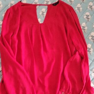 Elegant Fuchsia Blouse